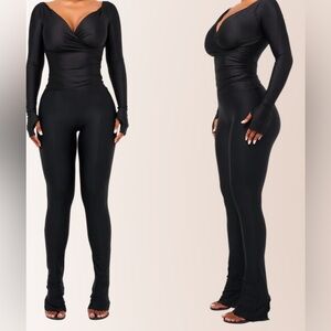 Coucoo set in black 
Large top
XL bottom